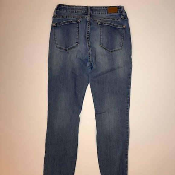 Judy Blue Distressed Skinny Jeans – Style JB82043 – Size 9/29 - Picture 2 of 4